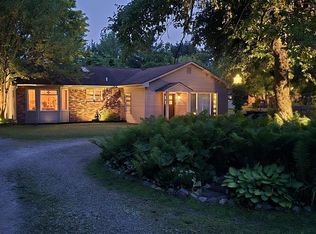 1534 E Wattles Rd, Troy, MI 48085