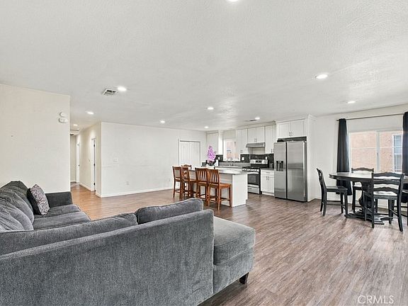 5th image of 1516 W 138th St