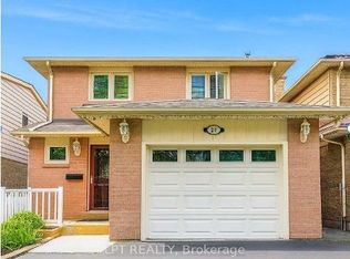 27 Woodsview Ave, Toronto, ON M9W 6B9