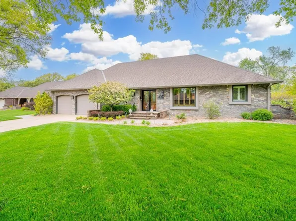 36 W Rolling Hills Ct, Wichita, KS 67212