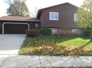 5620 Silas Dent Rd NW, Rochester, MN 55901