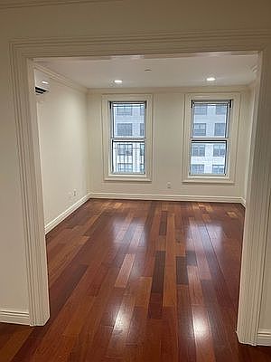 5th image of 413 E 72nd St #6AD