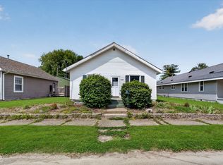 1050 W McClurg St, Frankfort, IN 46041