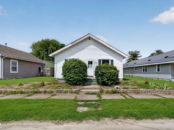 1050 W McClurg St, Frankfort, IN 46041