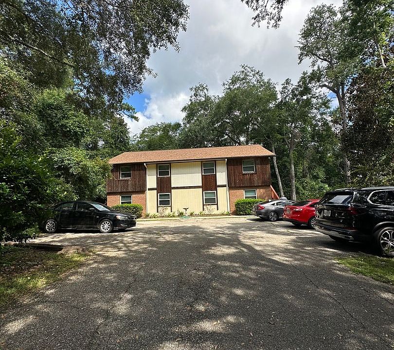 1st image of 3716 Donovan Dr