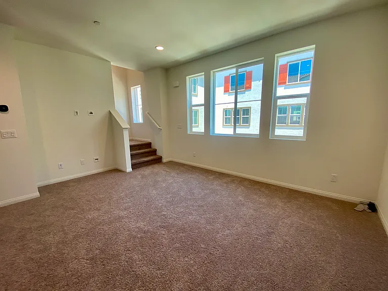 315 Liberty Way — Photo 12