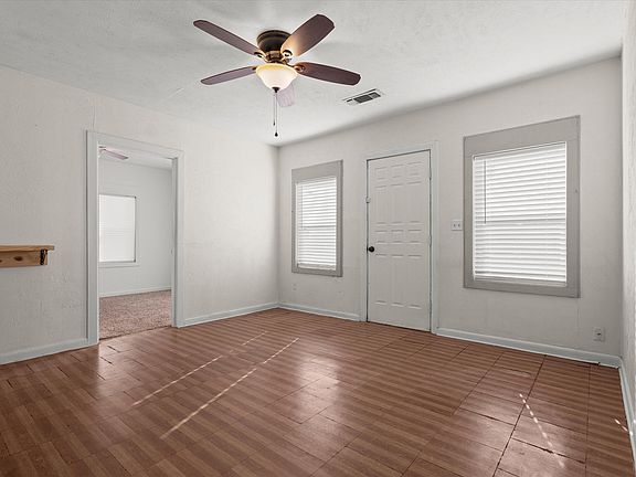 5th image of 712 10th St