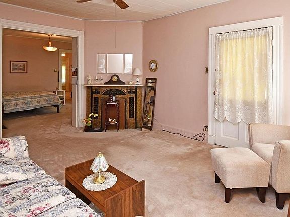 3rd image of 70 Ferndale Ave