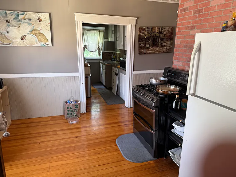 23 Primrose St #3 — Photo 4