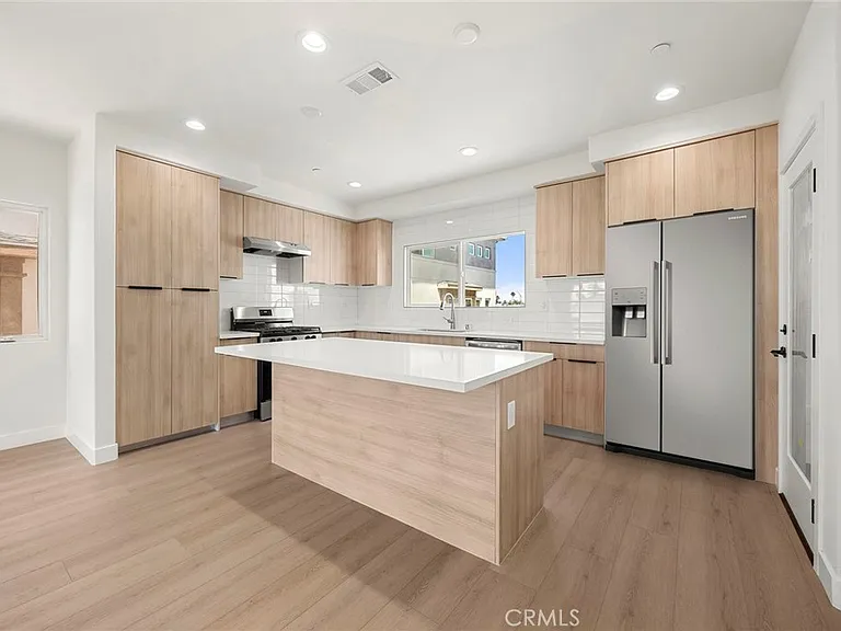 7692 9th St #105 — Photo 2