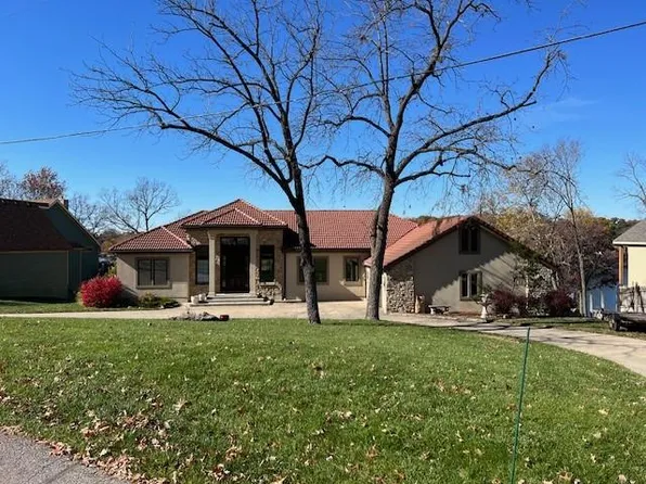 7810 NW Scenic Dr, Weatherby Lake, MO 64152