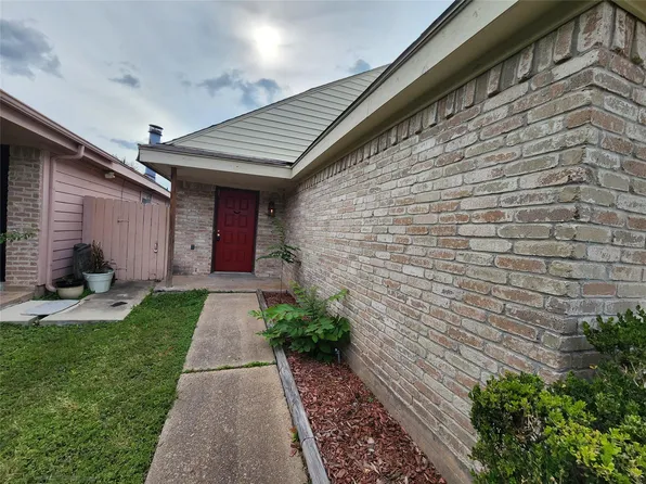6118 Linnhaven Dr, Houston, TX 77072
