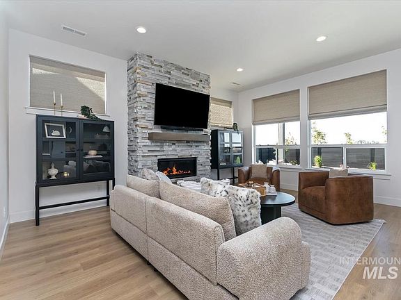 5th image of 7649 W Whisper Ridge Dr