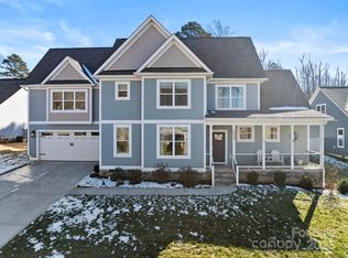 3912 13th St NE, Hickory, NC 28601