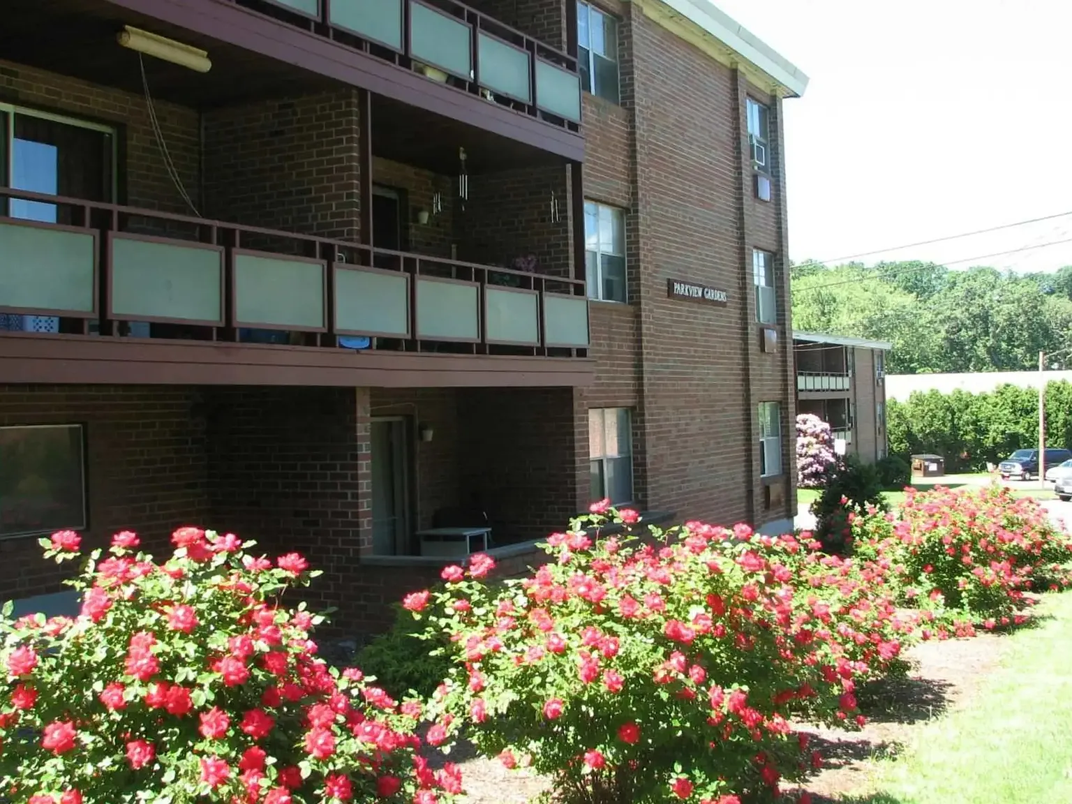 Parkview Garden Apartments — Photo 1
