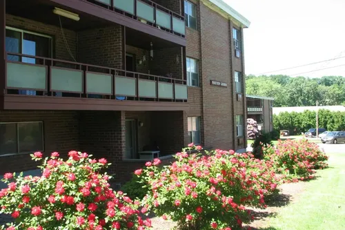 Parkview Garden Apartments Photo 1