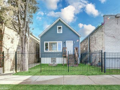 8243 S Halsted St, Chicago, IL, 60620