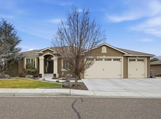 2405 Tiger Ln, Richland, WA 99352
