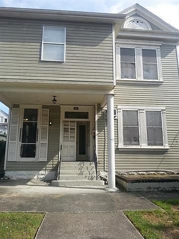1st image of 621 Broadway St APT B