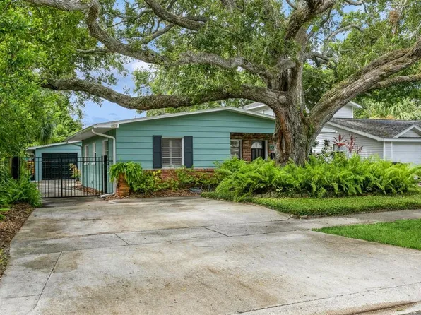 8014 27th Ave N, Saint Petersburg, FL 33710