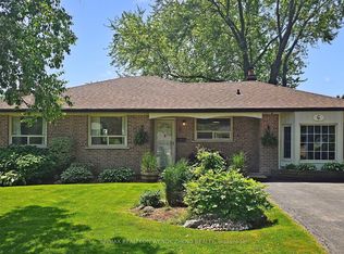 6 Lincoln Green Dr, Markham, ON L3P1R5