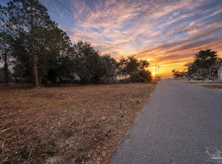 1032 Shady Pine Dr, Gulf Breeze, FL 32563