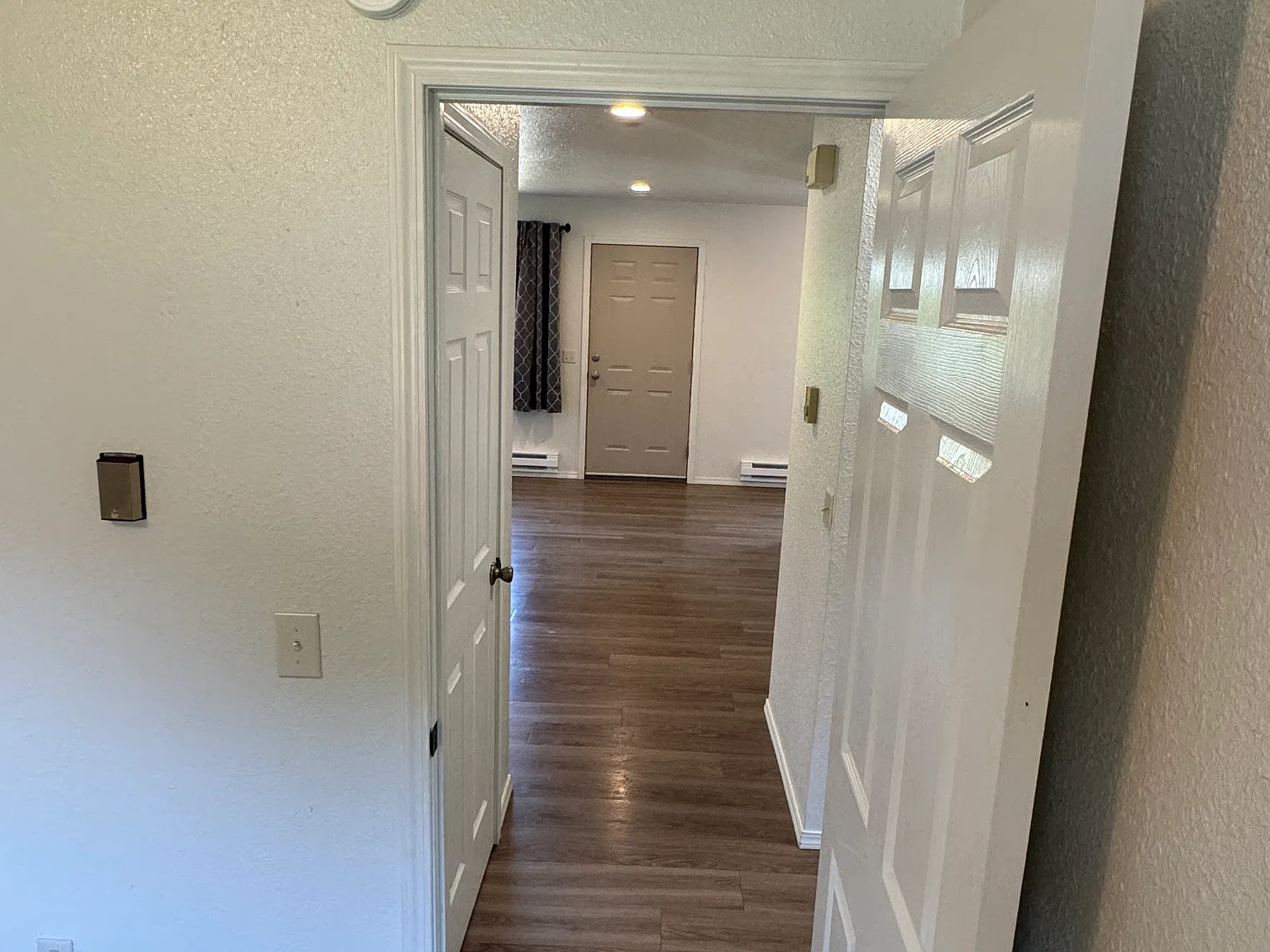 2 bed, 850 sqft, $1,250 — Photo 4