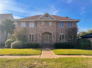 4916 Sunny Pl, Metairie, LA 70006