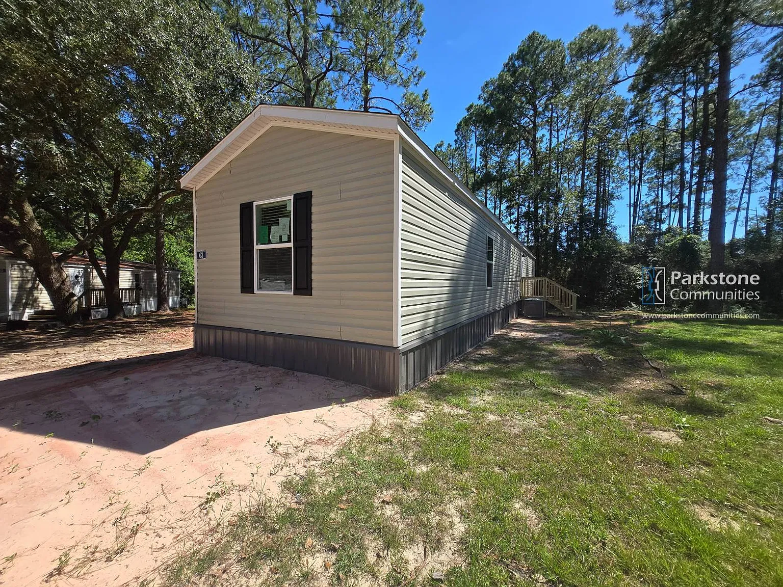 3 bed, 2.0 bath, 1140 sqft, $1,100 — Photo 3