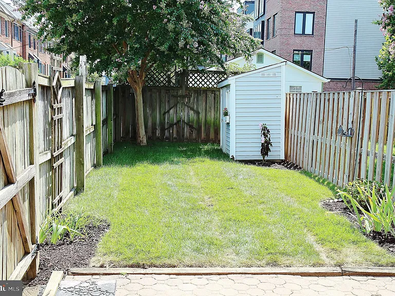 1006 Wythe St — Photo 24