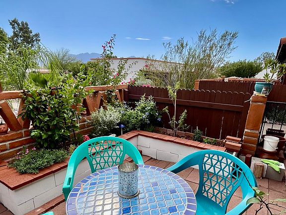 3rd image of 386 S Paseo Quinta APT C