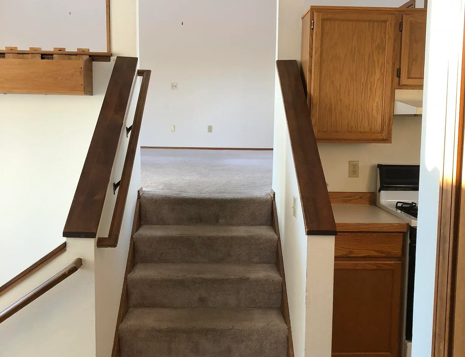 3 bed, 2.0 bath, 1700 sqft, $2,450 — Photo 4