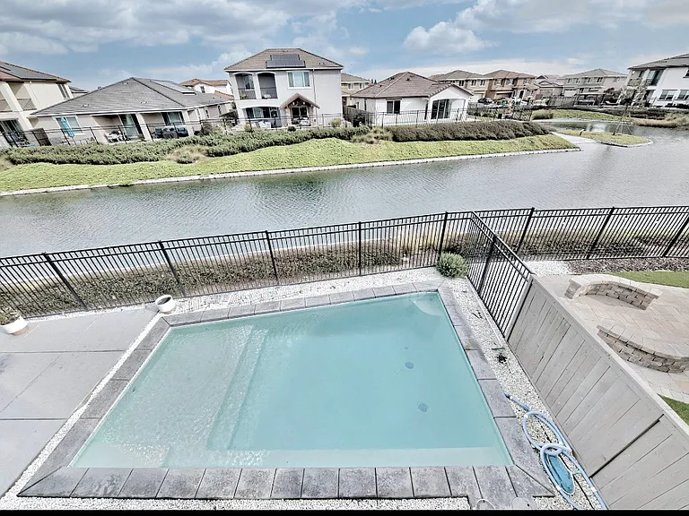 10918 Miacomet Ct — Photo 29