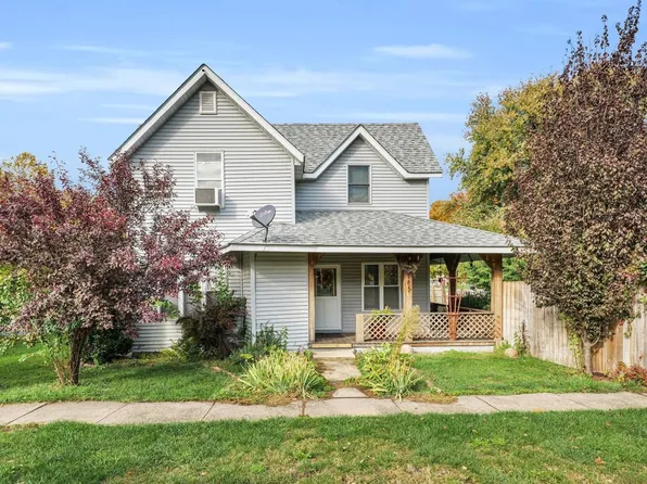 145 W North St, Cisco, IL 61830