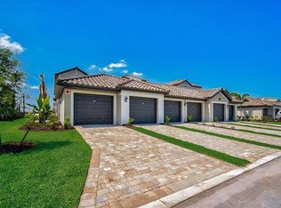 5694 Palmer Cir #101, Bradenton, FL 34211