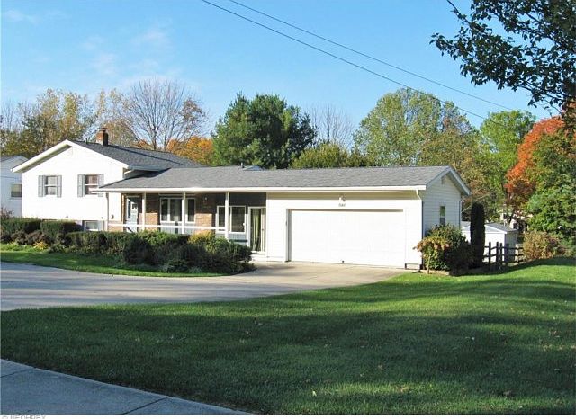 1582 S Carpenter Rd, Brunswick, OH 44212 | Zillow