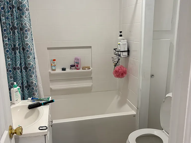 340 Clay St — Photo 21