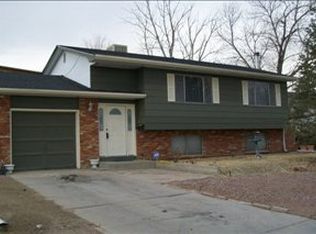 4034 Valley Dr, Pueblo, CO 81008