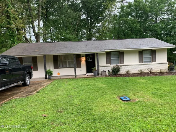 1047 Cherry Stone Cir, Clinton, MS 39056