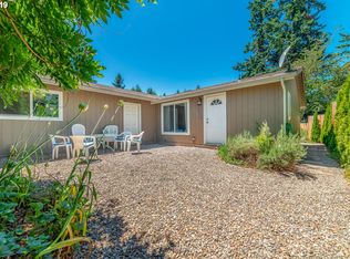 621 Westlog St, Yoncalla, OR 97499