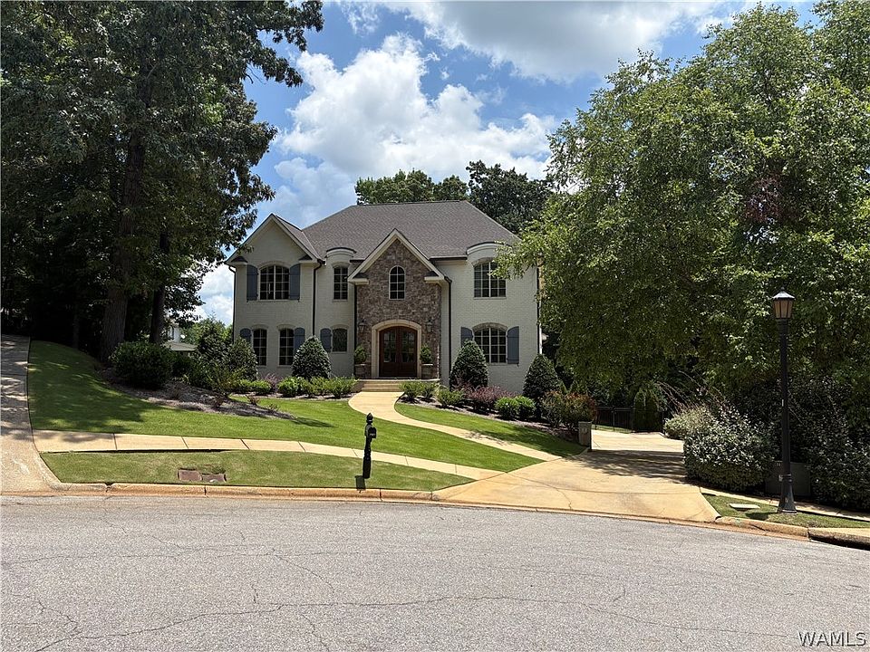 1st image of 1901 Kings Gate Dr