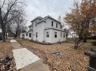 223 4th St SW, Staples, MN 56479
