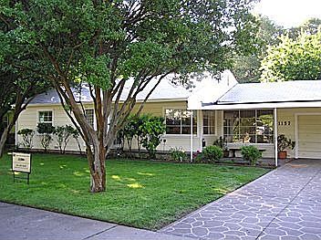 1157 Palmetto - front