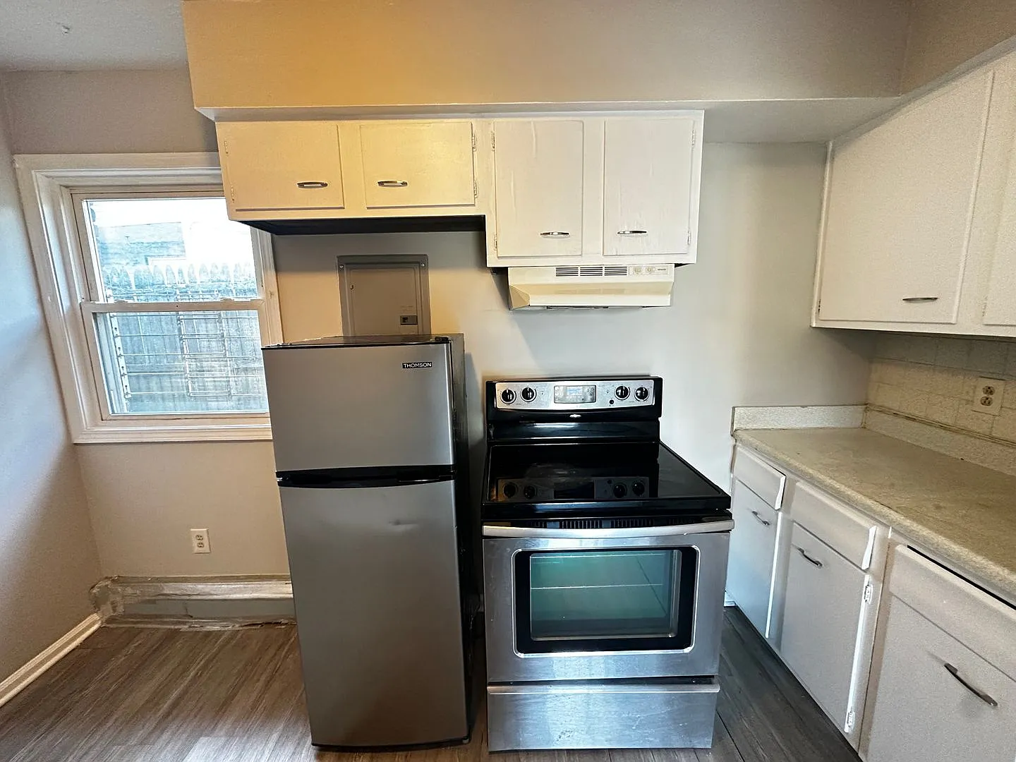 304 Highland Avenue — Photo 2