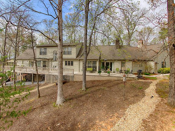 5th image of 635 Twin Cove Dr