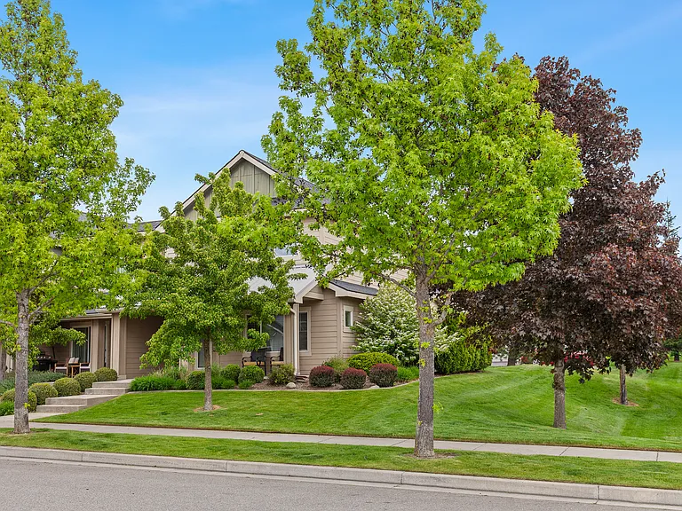 6434 N Descartes Dr — Photo 24