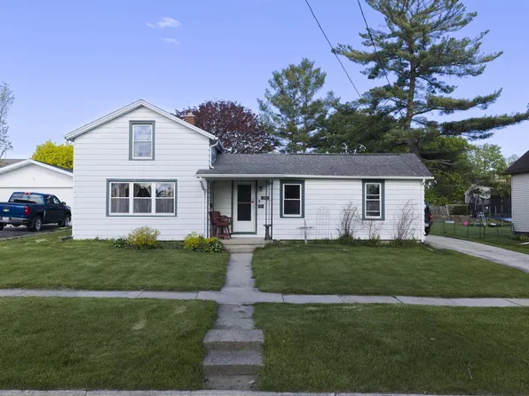 209 S Warren STREET, Watertown, WI 53094