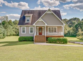 137 Contrary Rd, Burns, TN 37029