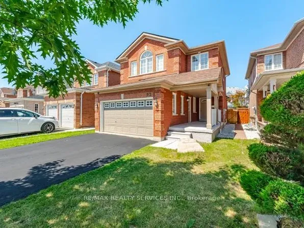 92 Orchid Dr, Brampton, ON L7A 2C4