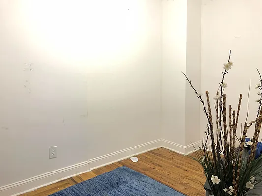 Rented by Lang Realty LLC | media 7